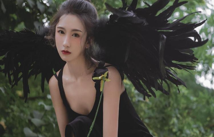 开襟睡衣的历史背景